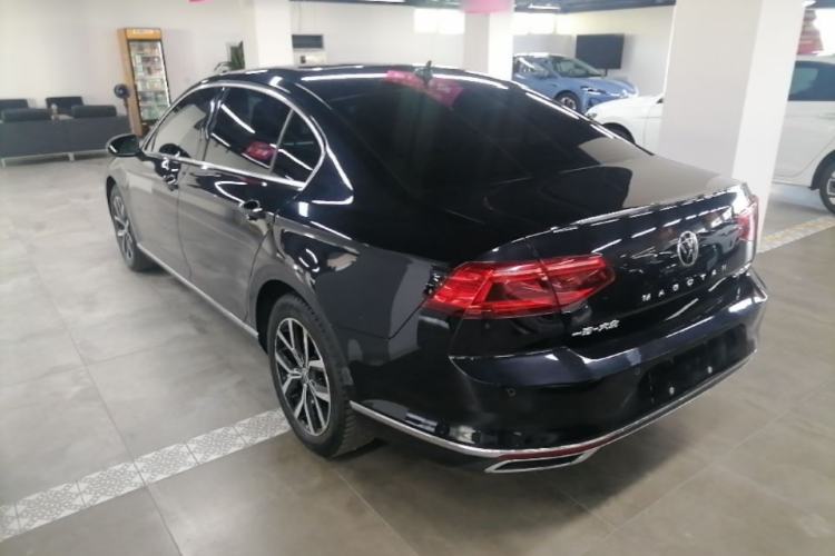 Used Volkswagen Magotan 2020 330TSI DSG Leading Model Rear Left 45 Deg