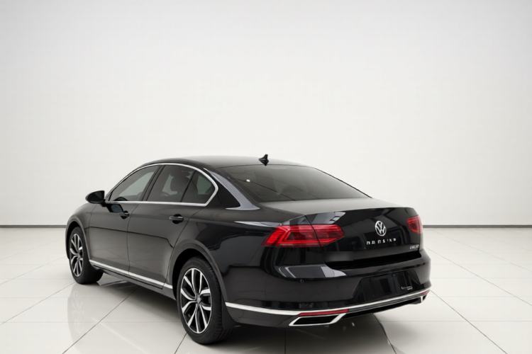 Used Volkswagen Magotan 2020 330TSI DSG Leading Model Rear Left 45 Deg