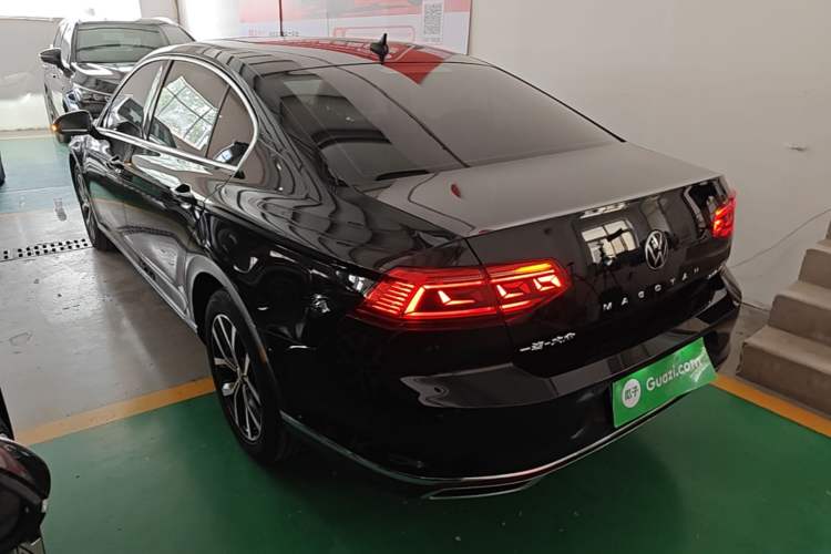 Used Volkswagen Magotan 2020 330TSI DSG Leading Model Rear Left 45 Deg