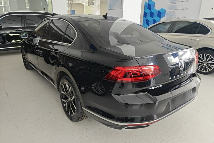 Used Volkswagen Magotan 2020 330TSI DSG Leading Model Rear Left 45 Deg