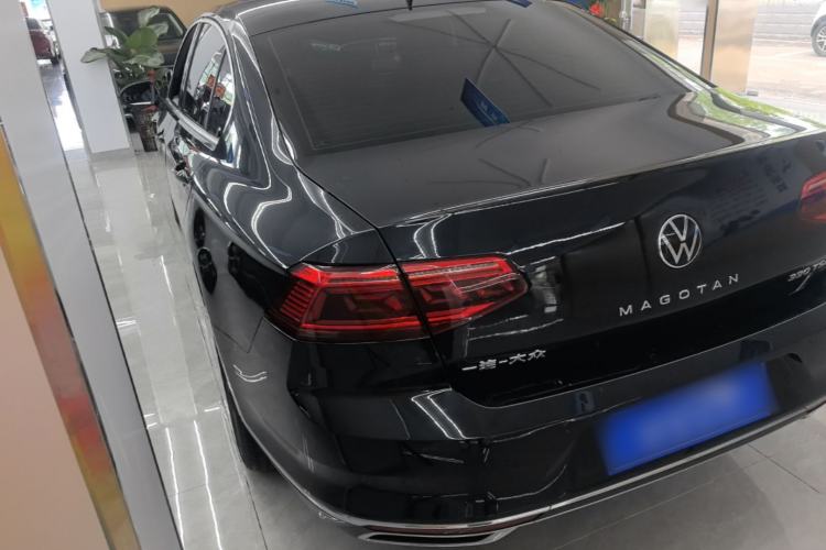 Used Volkswagen Magotan 2020 330TSI DSG Leading Model Rear Left 45 Deg