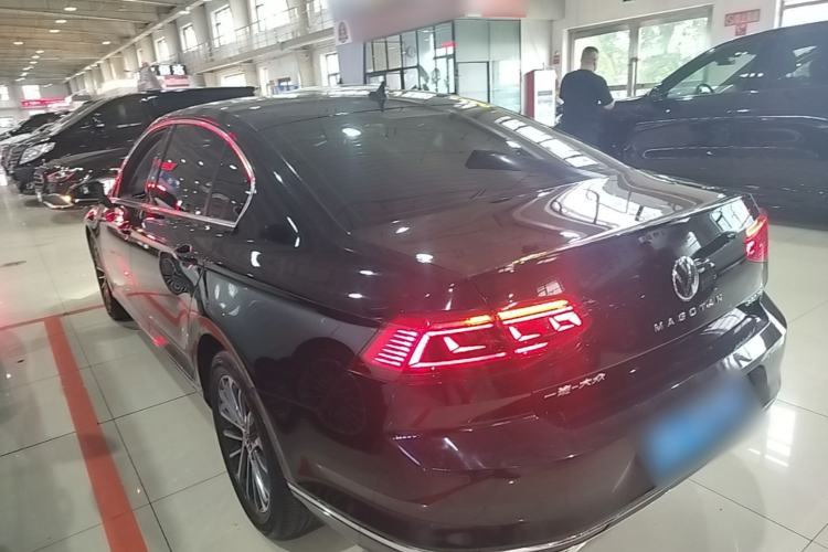 Used Volkswagen Magotan 2020 330TSI DSG Luxury Edition Rear Left 45 Deg