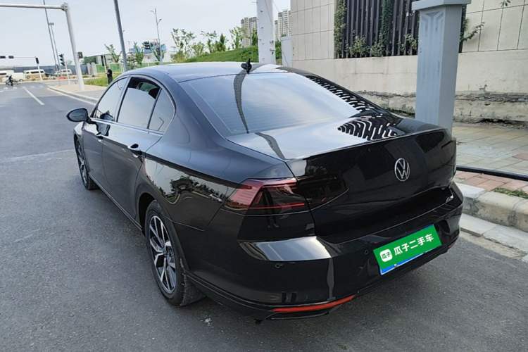 Used Volkswagen Magotan 2020 330TSI DSG Leading Model Rear Left 45 Deg