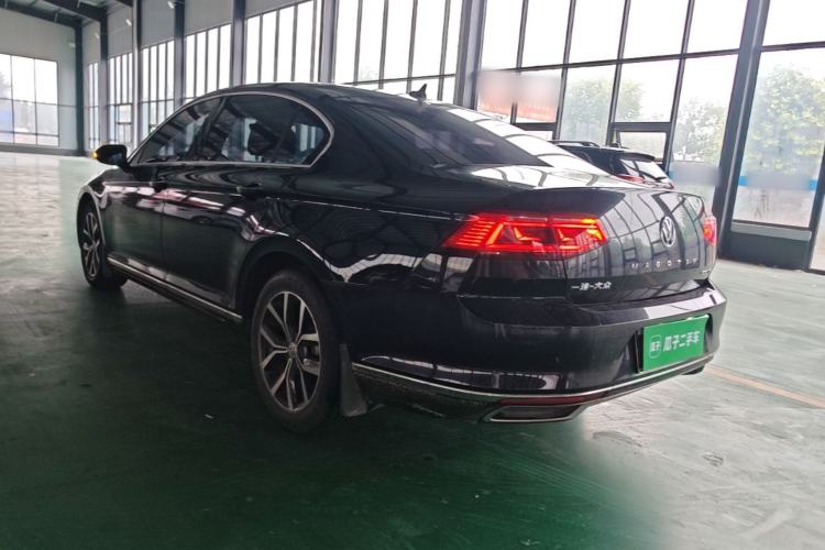Used Volkswagen Magotan 2020 330TSI DSG Leading Model Rear Left 45 Deg