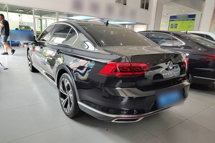 Used Volkswagen Magotan 2020 330TSI DSG Luxury Edition Rear Left 45 Deg