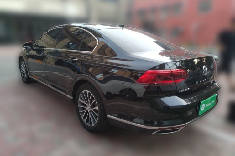 Used Volkswagen Magotan 2020 330TSI DSG Luxury Edition Rear Left 45 Deg