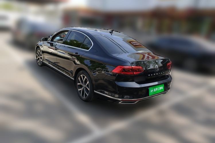 Used Volkswagen Magotan 2020 330TSI DSG Leading Model Rear Left 45 Deg