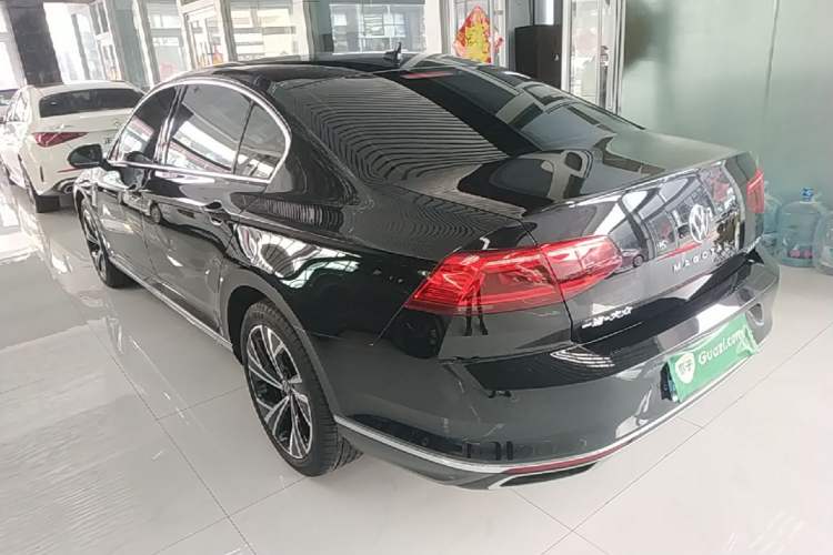 Used Volkswagen Magotan 2020 330TSI DSG Luxury Edition Rear Left 45 Deg