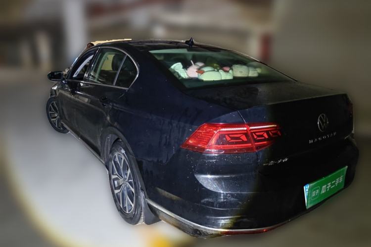 Used Volkswagen Magotan 2020 330TSI DSG Leading Model Rear Left 45 Deg