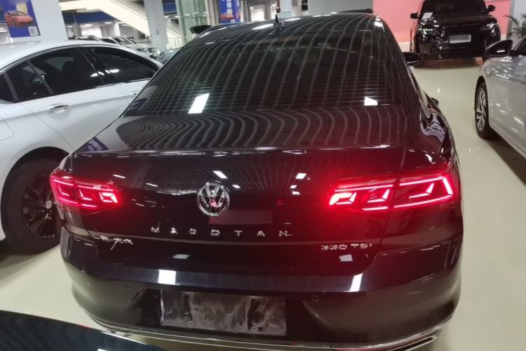 Used Volkswagen Magotan 2020 330TSI DSG Luxury Edition Rear