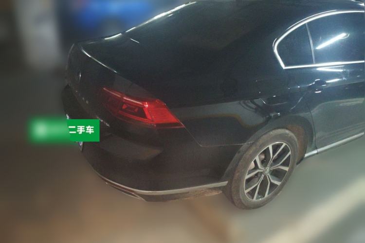 Used Volkswagen Magotan 2020 330TSI DSG Leading Model Rear Right 45 Deg