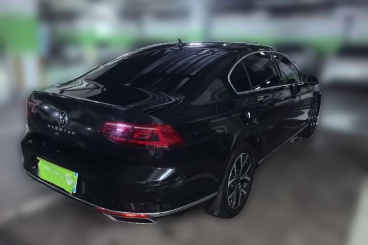 Used Volkswagen Magotan 2020 330TSI DSG Leading Model Rear Right 45 Deg