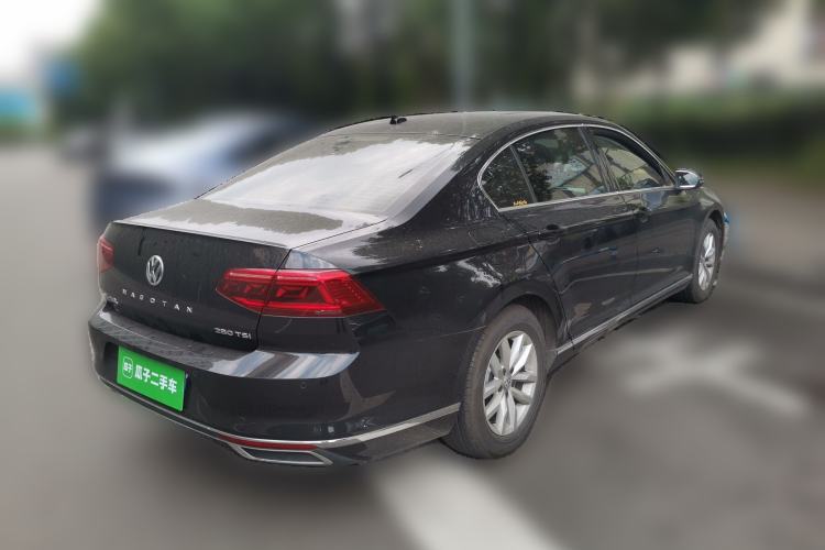 Used Volkswagen Magotan 2020 280TSI DSG Comfort Edition Rear Right 45 Deg