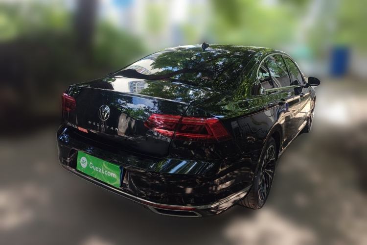 Used Volkswagen Magotan 2020 330TSI DSG Luxury Edition Rear Right 45 Deg