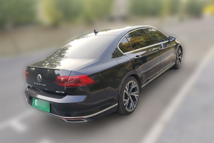 Used Volkswagen Magotan 2020 330TSI DSG Luxury Edition Rear Right 45 Deg
