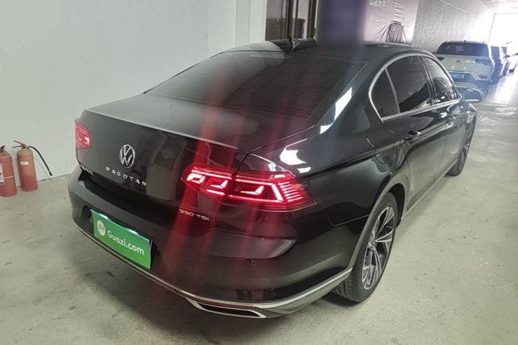 Used Volkswagen Magotan 2020 330TSI DSG Luxury Edition Rear Right 45 Deg