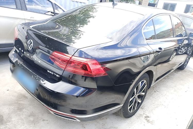 Used Volkswagen Magotan 2020 330TSI DSG Leading Model Rear Right 45 Deg