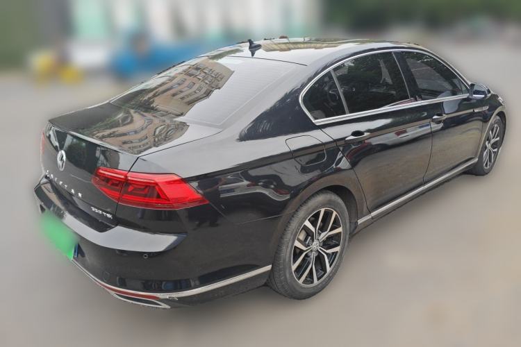 Used Volkswagen Magotan 2020 330TSI DSG Leading Model Rear Right 45 Deg