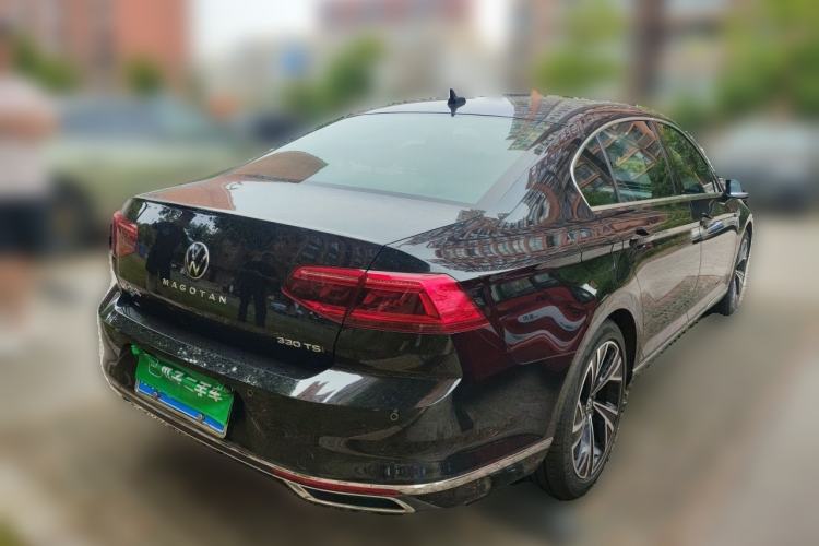 Used Volkswagen Magotan 2020 330TSI DSG Luxury Edition Rear Right 45 Deg
