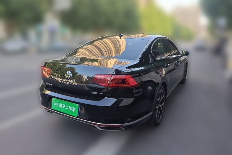 Used Volkswagen Magotan 2020 330TSI DSG Leading Model Rear Right 45 Deg