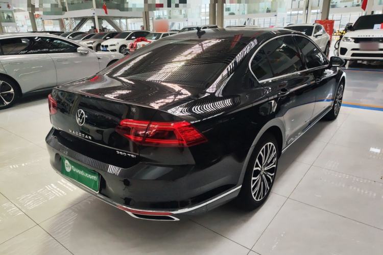 Used Volkswagen Magotan 2020 330TSI DSG Leading Model Rear Right 45 Deg
