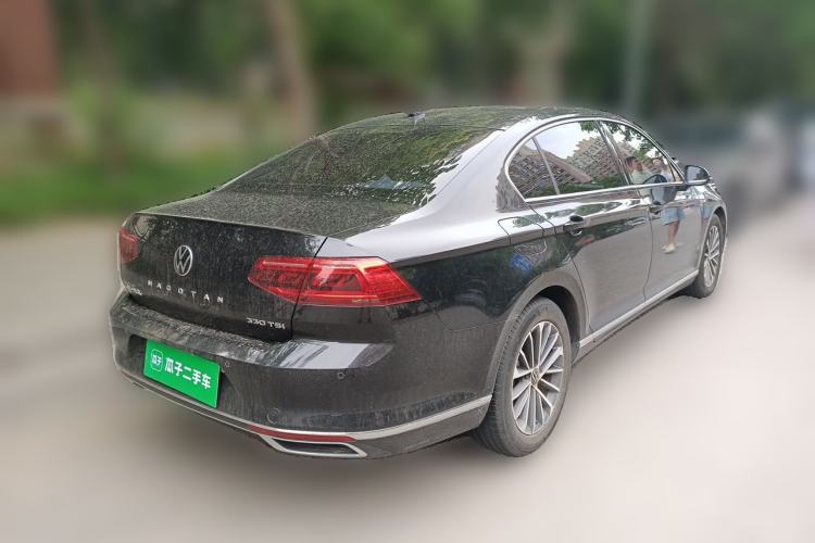 Used Volkswagen Magotan 2020 330TSI DSG Luxury Edition Rear Right 45 Deg