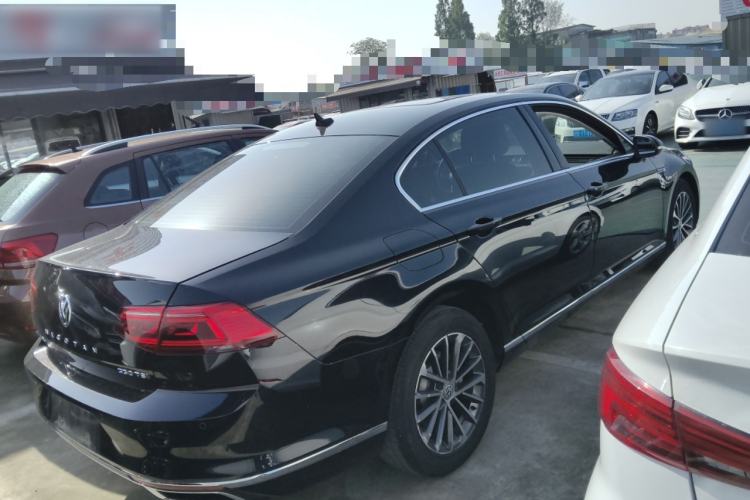 Used Volkswagen Magotan 2020 330TSI DSG Luxury Edition Rear Right 45 Deg