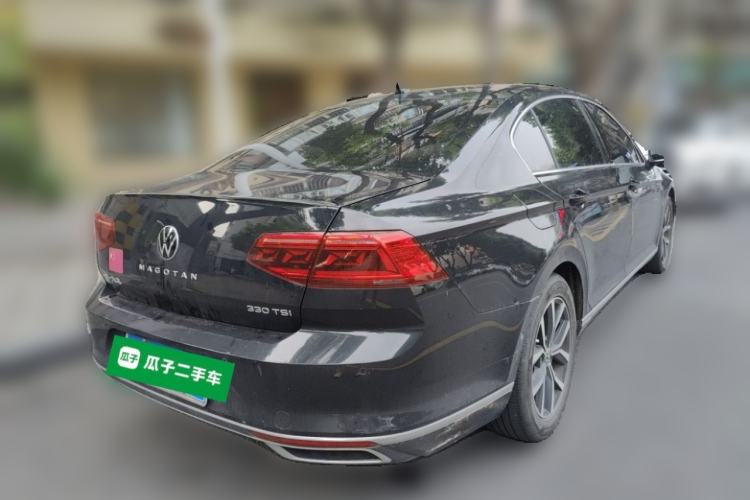 Used Volkswagen Magotan 2020 330TSI DSG Leading Model Rear Right 45 Deg