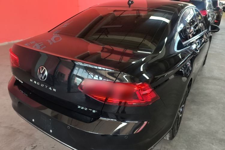 Used Volkswagen Magotan 2020 330TSI DSG Leading Model Rear Right 45 Deg