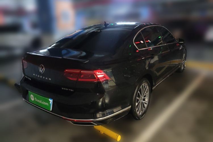 Used Volkswagen Magotan 2020 330TSI DSG Luxury Edition Rear Right 45 Deg