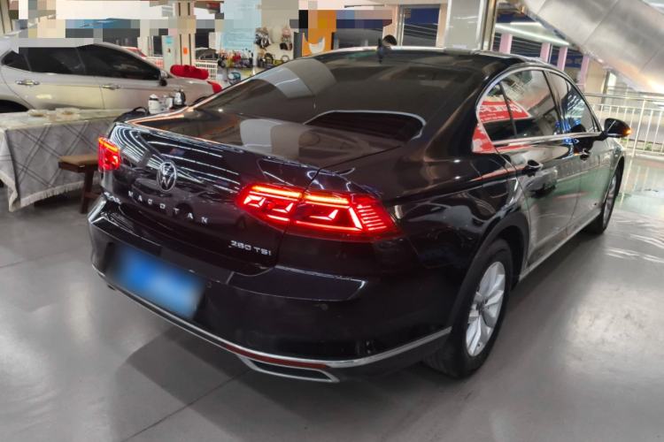 Used Volkswagen Magotan 2020 280TSI DSG Comfort Edition Rear Right 45 Deg