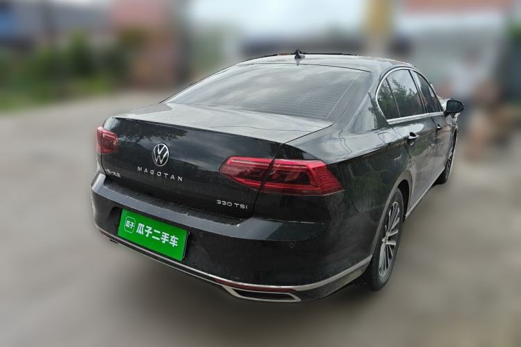 Used Volkswagen Magotan 2020 330TSI DSG Luxury Edition Rear Right 45 Deg