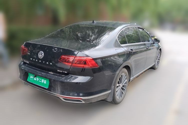Used Volkswagen Magotan 2020 330TSI DSG Luxury Edition Rear Right 45 Deg