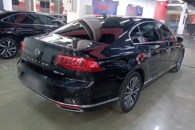 Used Volkswagen Magotan 2020 330TSI DSG Luxury Edition Rear Right 45 Deg