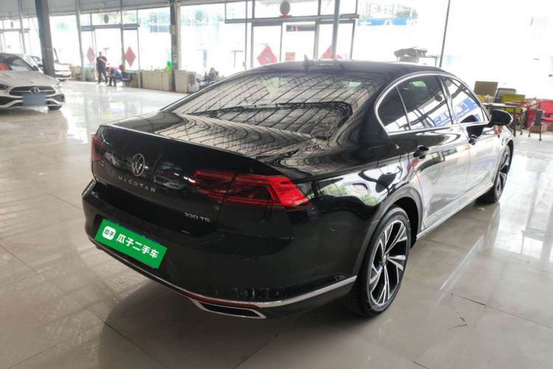 Used Volkswagen Magotan 2020 330TSI DSG Luxury Edition Rear Right 45 Deg