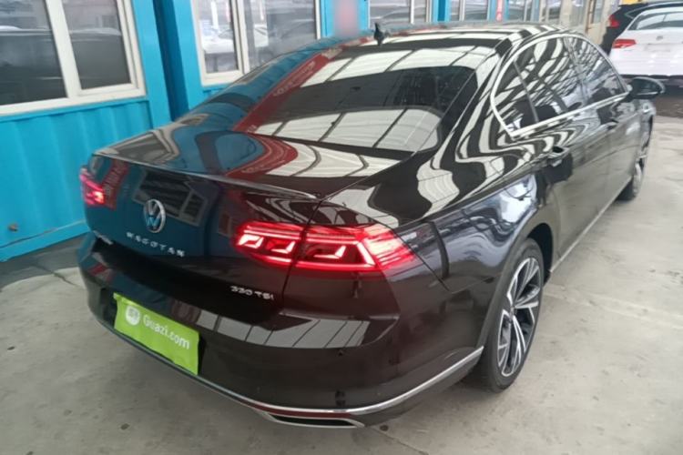 Used Volkswagen Magotan 2020 330TSI DSG Luxury Edition Rear Right 45 Deg