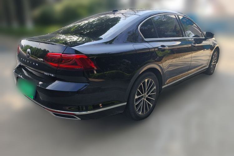 Used Volkswagen Magotan 2020 330TSI DSG Luxury Edition Rear Right 45 Deg