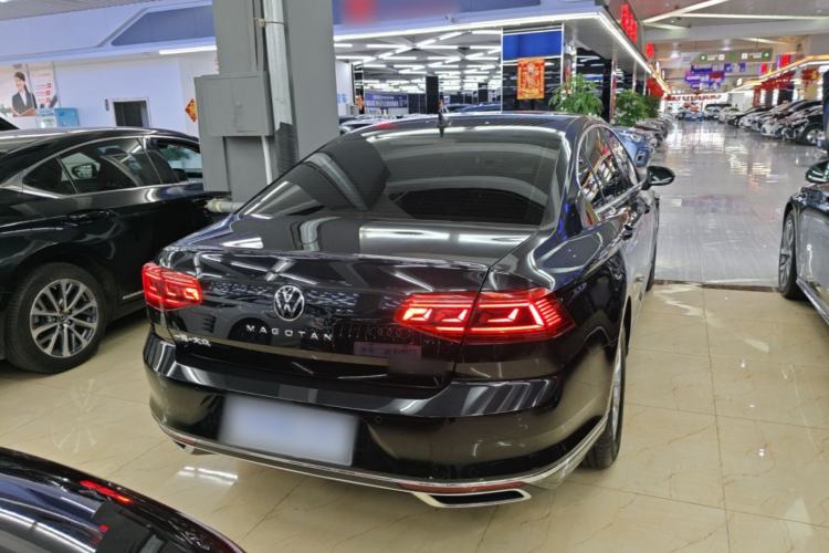 Used Volkswagen Magotan 2020 280TSI DSG Comfort Edition Rear Right 45 Deg