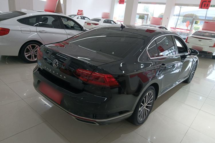 Used Volkswagen Magotan 2020 330TSI DSG Luxury Edition Rear Right 45 Deg