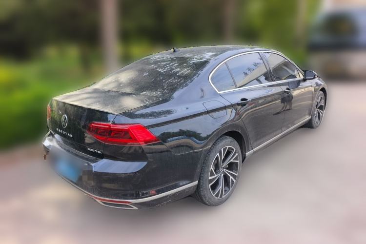 Used Volkswagen Magotan 2020 330TSI DSG Luxury Edition Rear Right 45 Deg