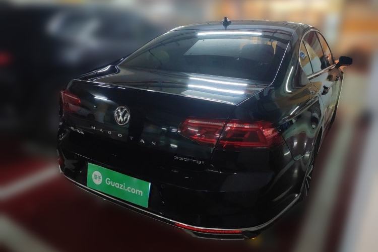 Used Volkswagen Magotan 2020 330TSI DSG Luxury Edition Rear Right 45 Deg