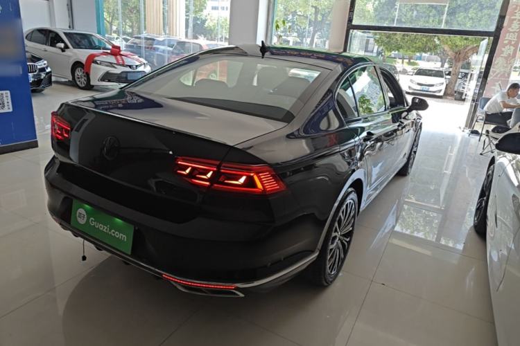 Used Volkswagen Magotan 2020 330TSI DSG Luxury Edition Rear Right 45 Deg