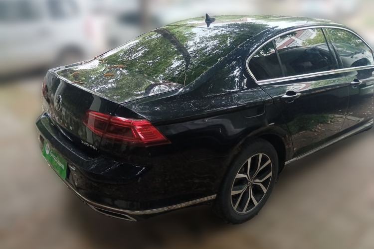Used Volkswagen Magotan 2020 330TSI DSG Luxury Edition Rear Right 45 Deg