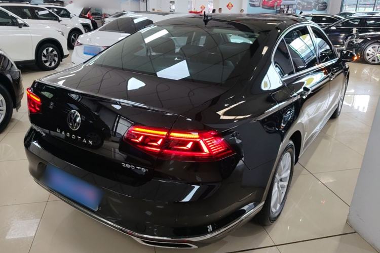 Used Volkswagen Magotan 2020 280TSI DSG Comfort Edition Rear Right 45 Deg