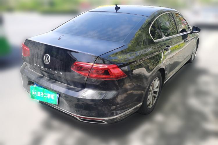 Used Volkswagen Magotan 2020 280TSI DSG Comfort Edition Rear Right 45 Deg