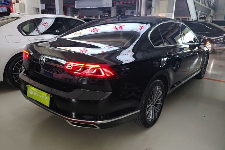 Used Volkswagen Magotan 2020 380TSI DSG Luxury Version Rear Right 45 Deg
