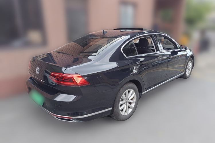 Used Volkswagen Magotan 2020 280TSI DSG Comfort Edition Rear Right 45 Deg
