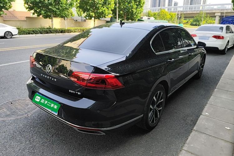 Used Volkswagen Magotan 2020 330TSI DSG Leading Model Rear Right 45 Deg