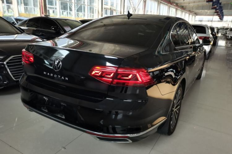 Used Volkswagen Magotan 2020 380TSI DSG Luxury Version Rear Right 45 Deg