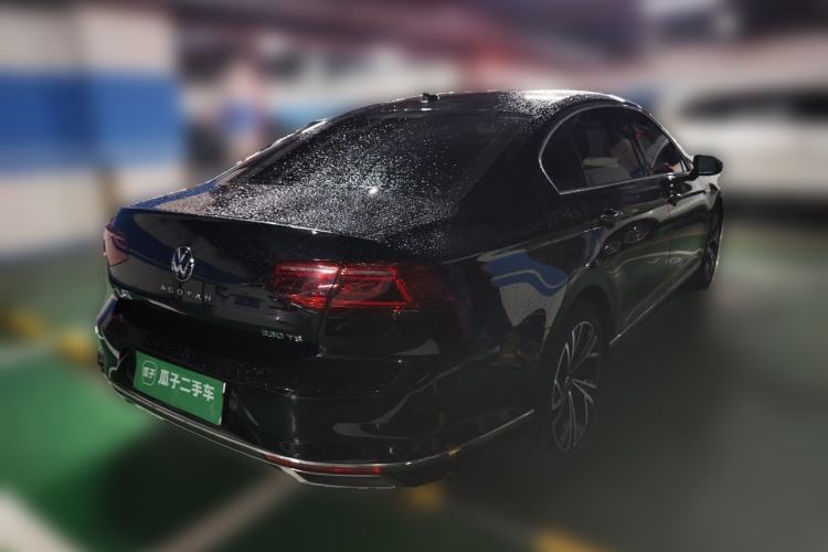 Used Volkswagen Magotan 2020 330TSI DSG Luxury Edition Rear Right 45 Deg